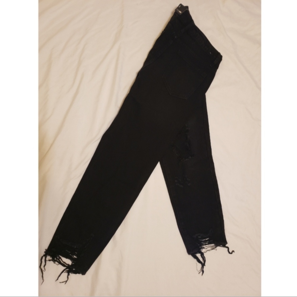 Distressed Jeans - Picture 2 of 3